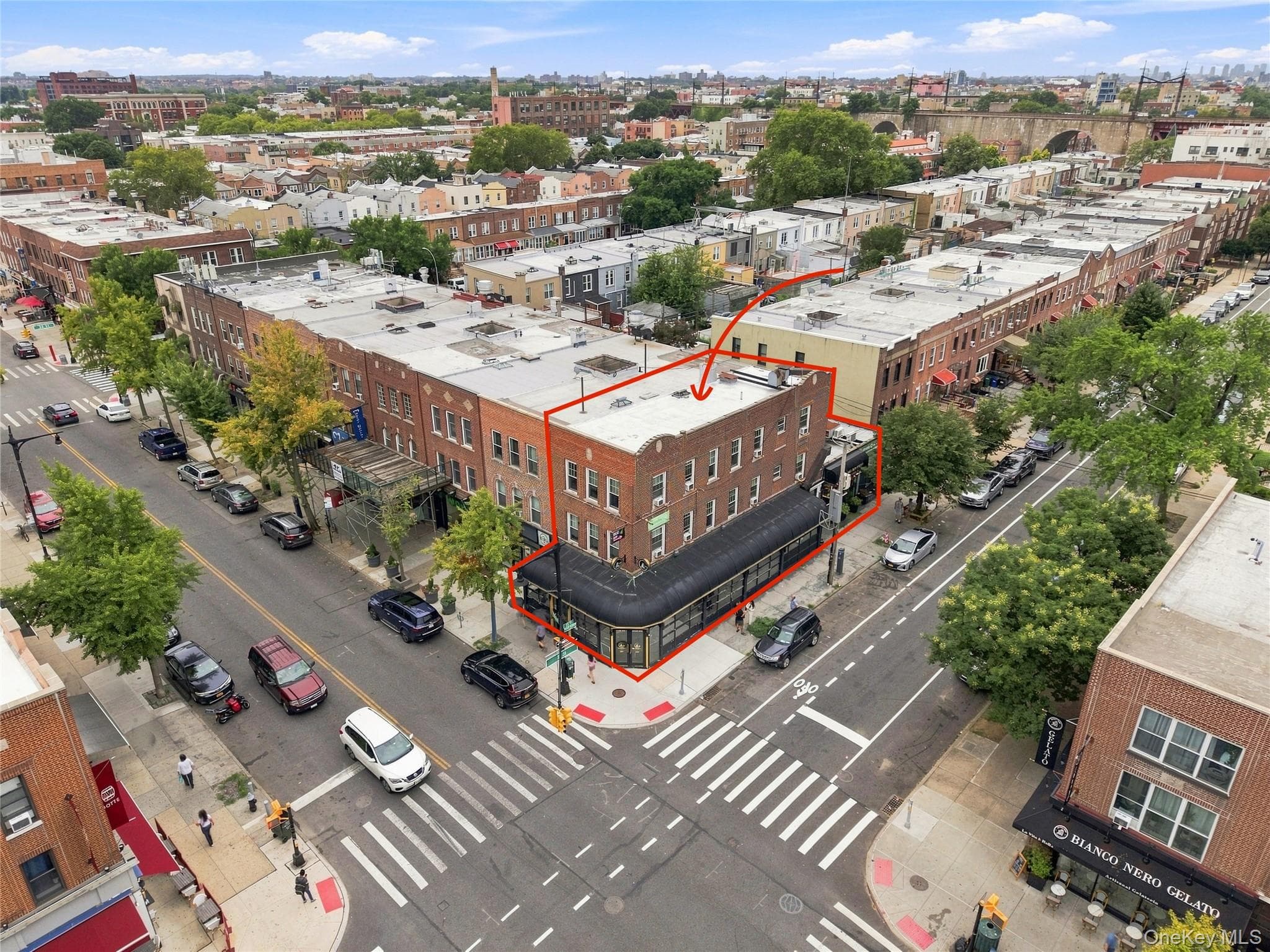 35-02 Ditmars Boulevard photo 1