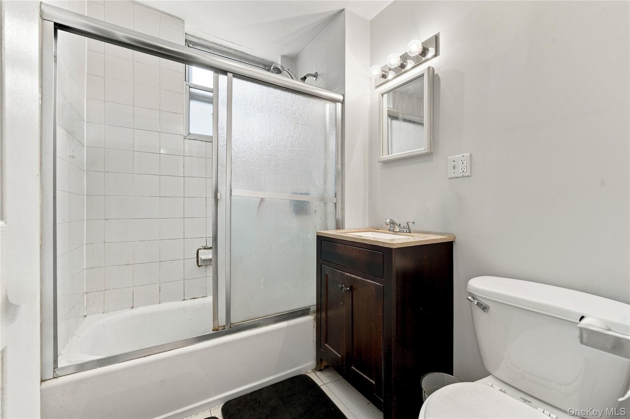 35-02 Ditmars Boulevard thumbnail 16