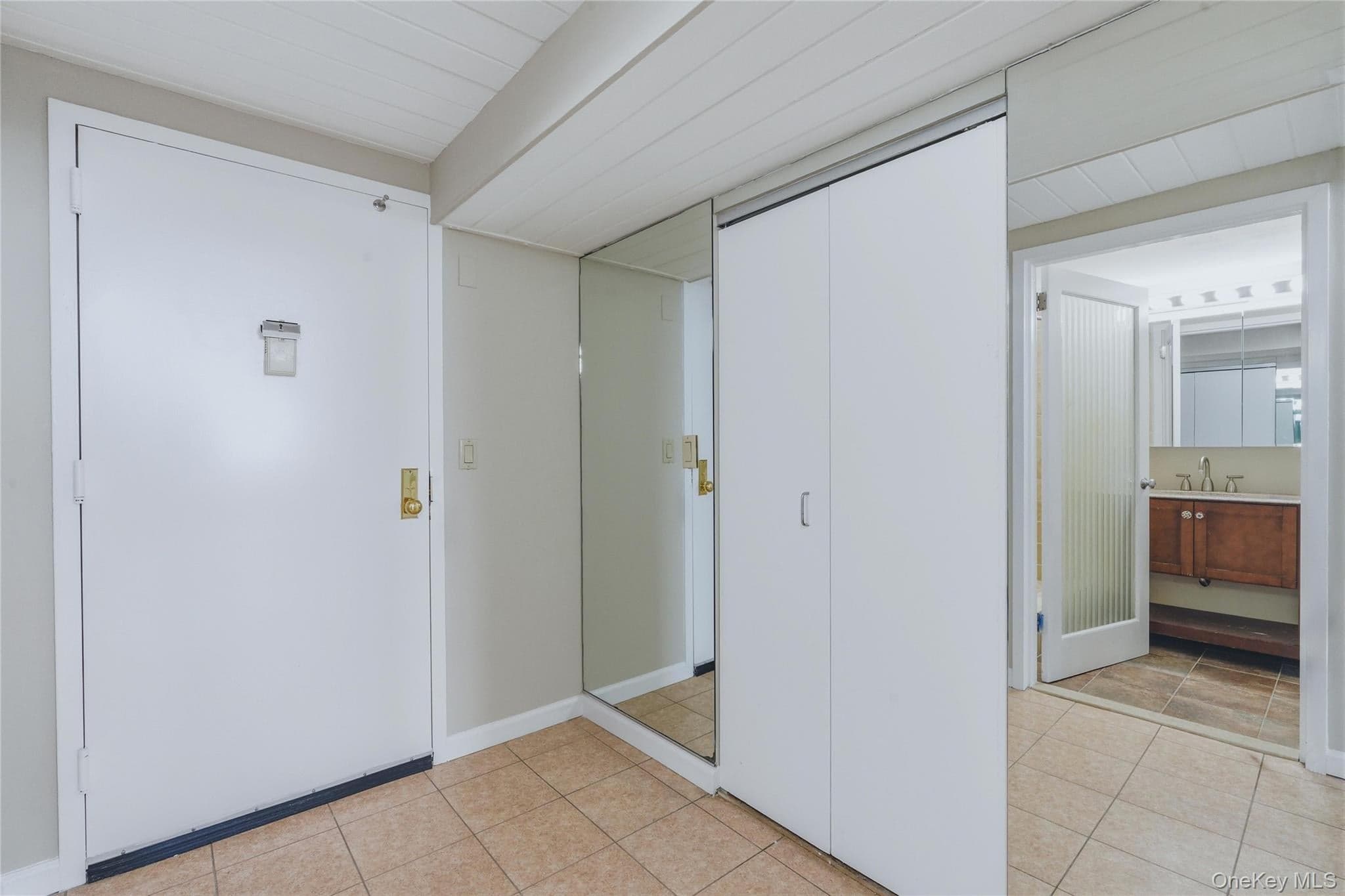 1 Landmark Square Unit: 405 thumbnail 3