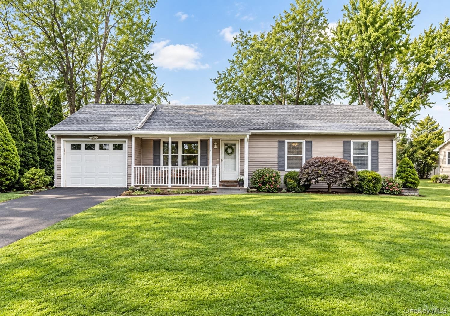 5 Meadowbrook Drive, Kingston