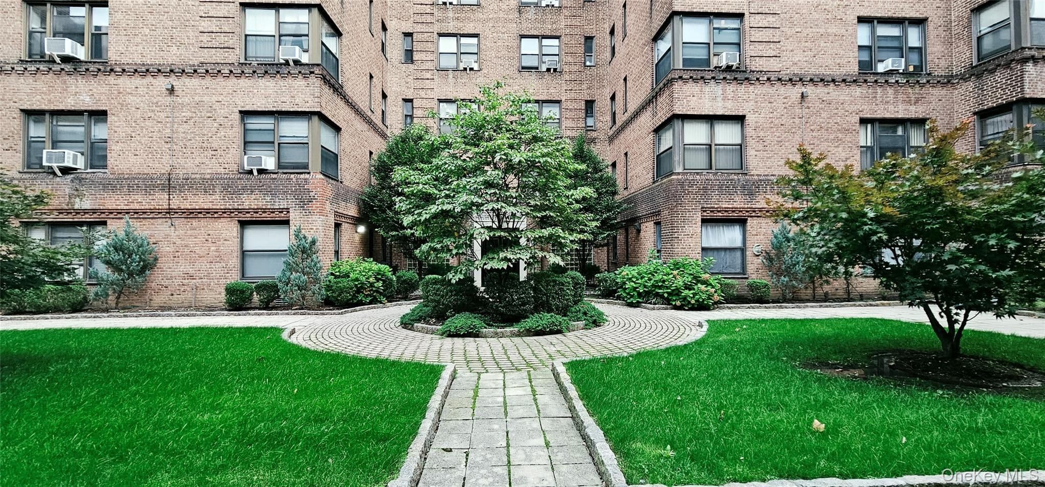 55A Ehrbar Avenue Unit: 4C thumbnail 14