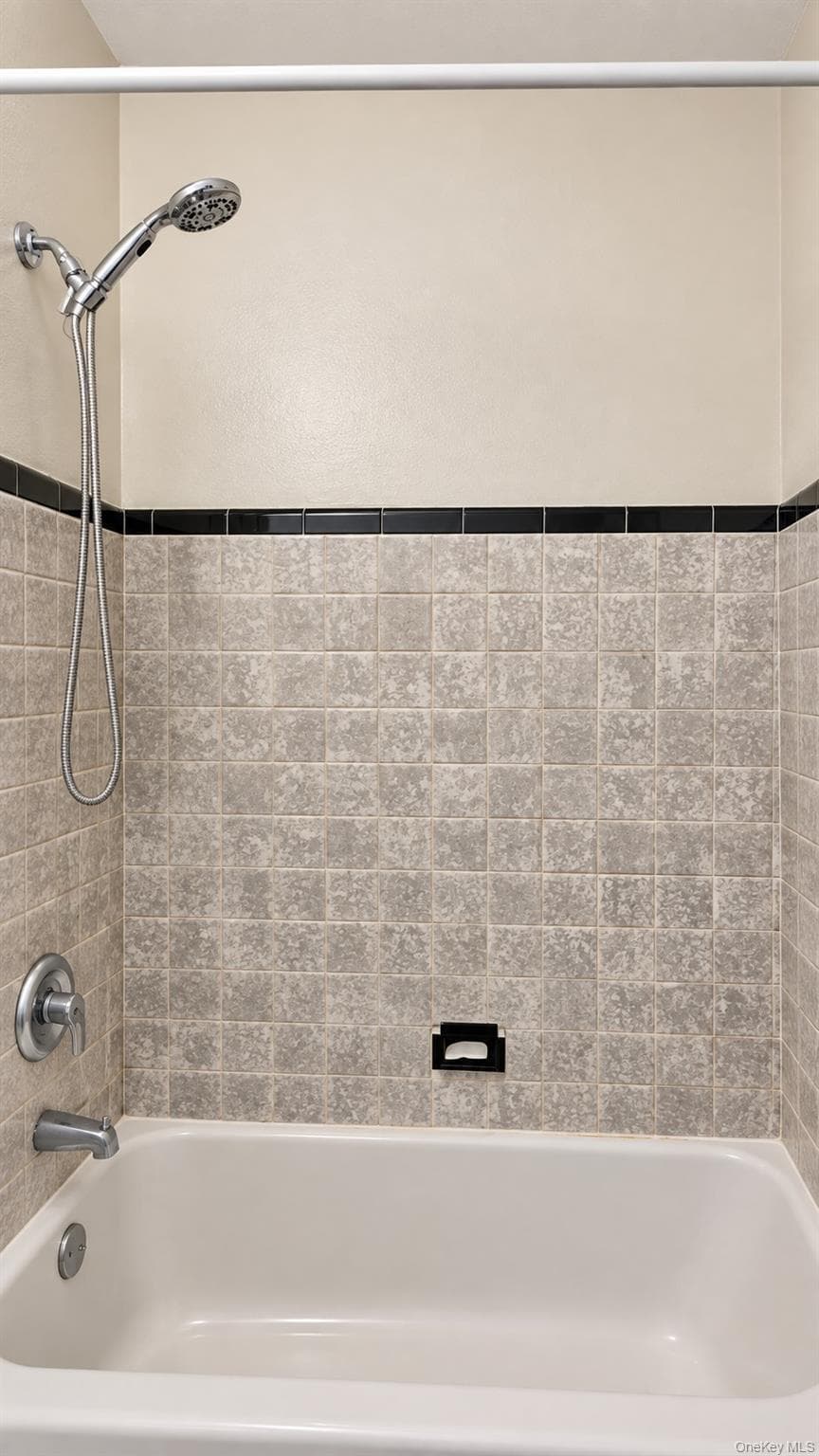 55A Ehrbar Avenue Unit: 4C thumbnail 10