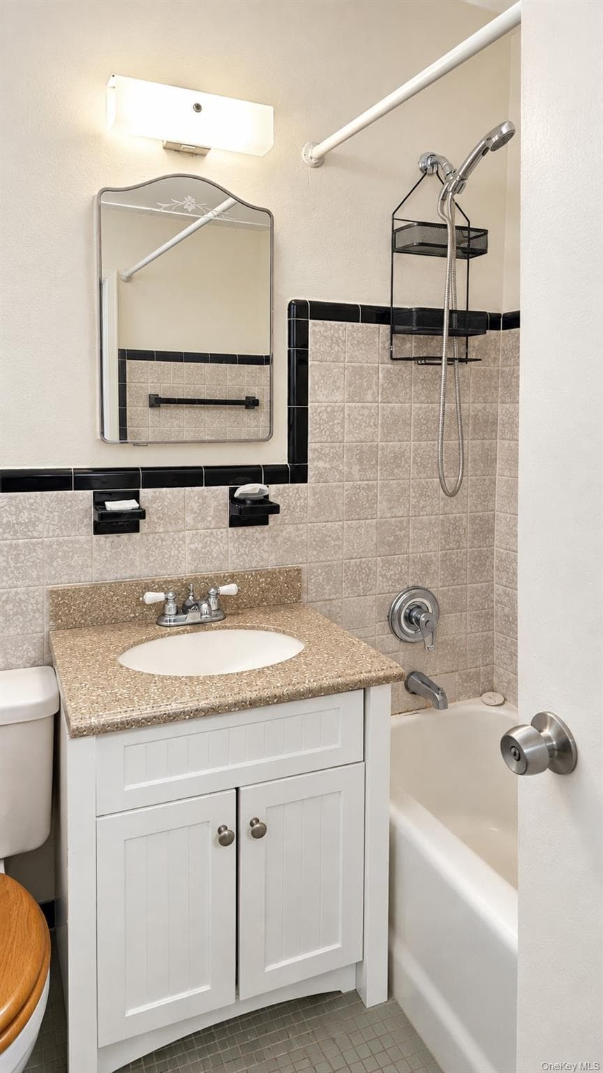 55A Ehrbar Avenue Unit: 4C thumbnail 9
