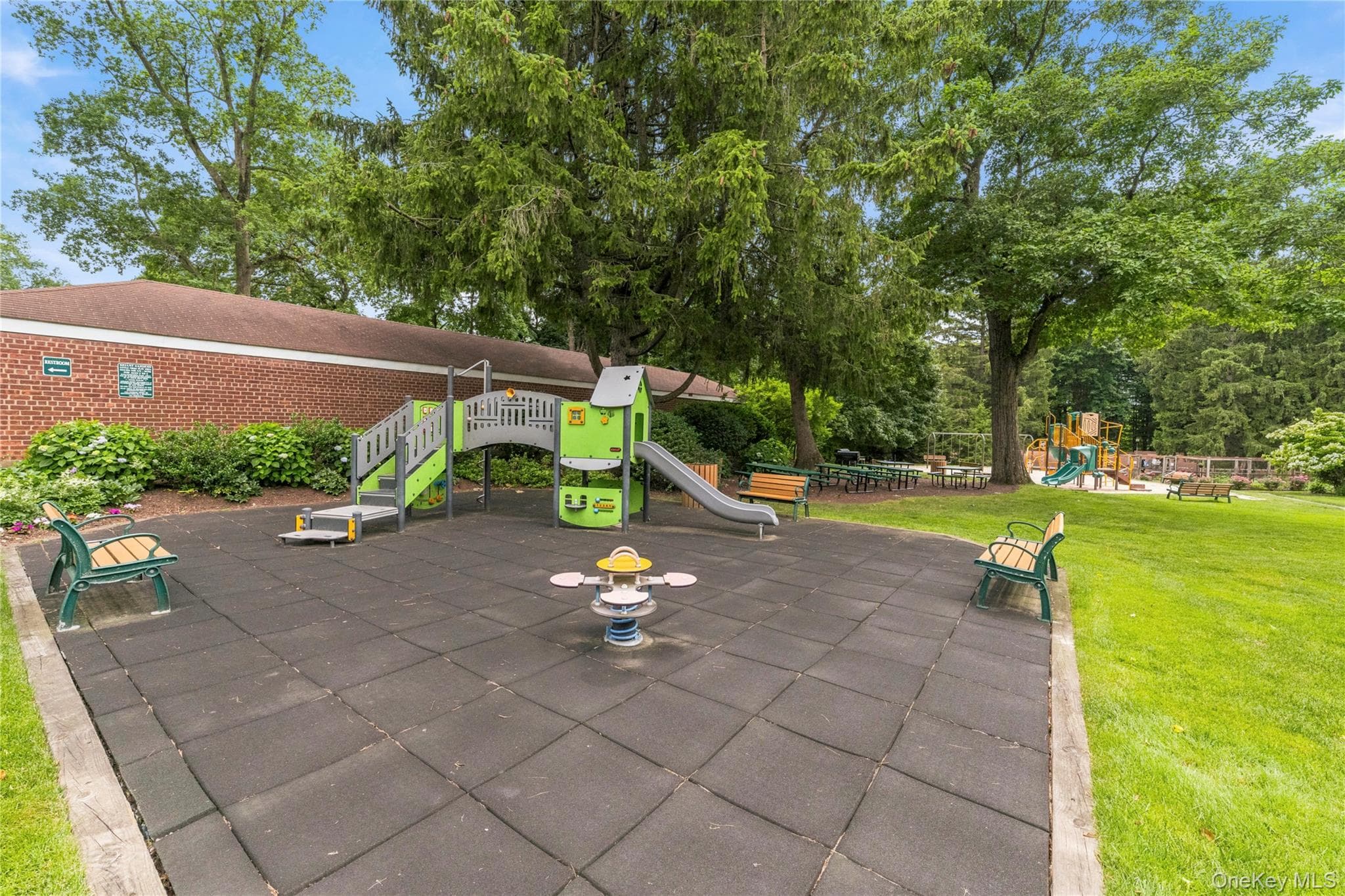 9 Bryant Crescent Unit: 1G thumbnail 24