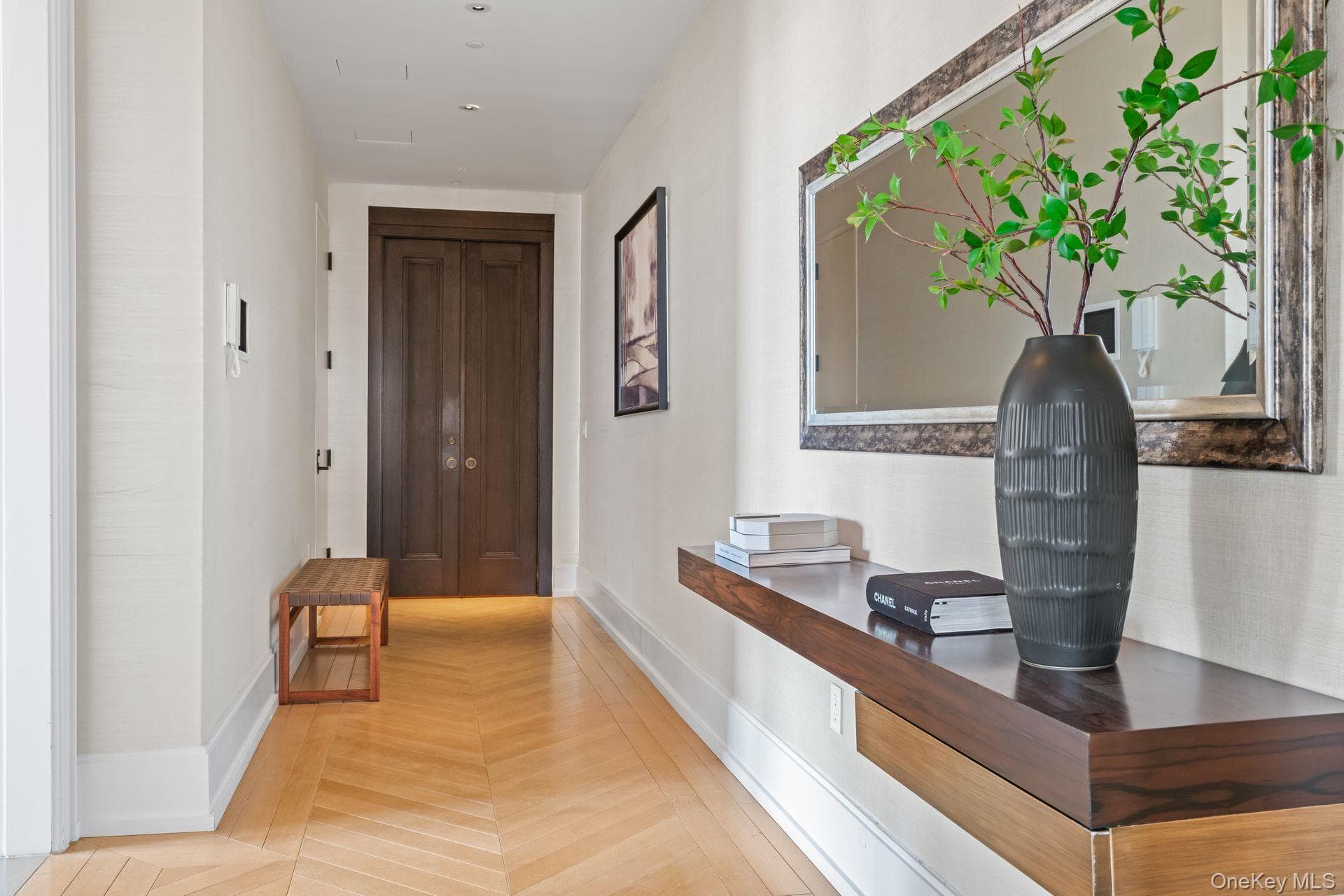 212 W 18th Street Unit: PH2 thumbnail 2
