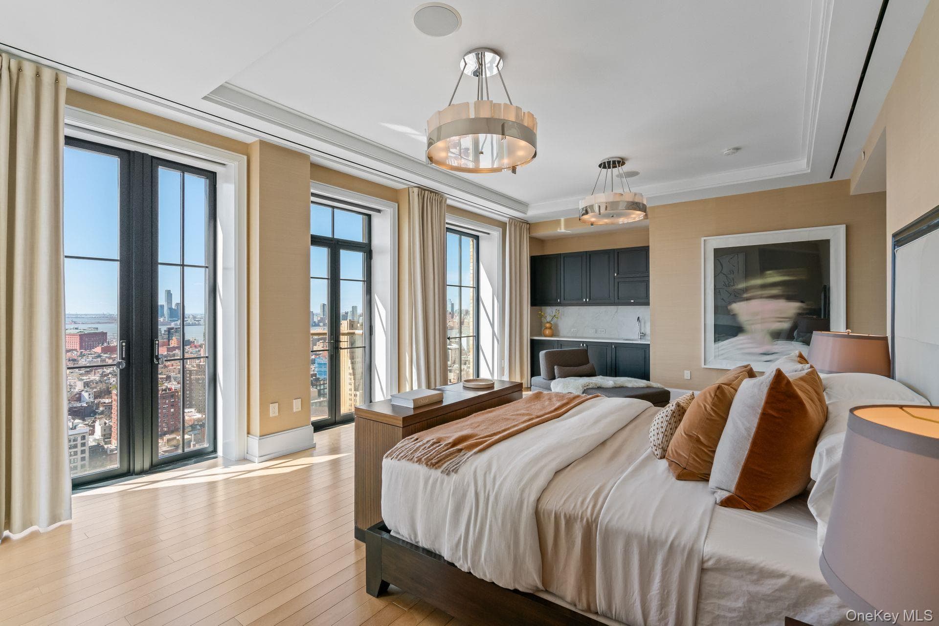212 W 18th Street Unit: PH2 thumbnail 22