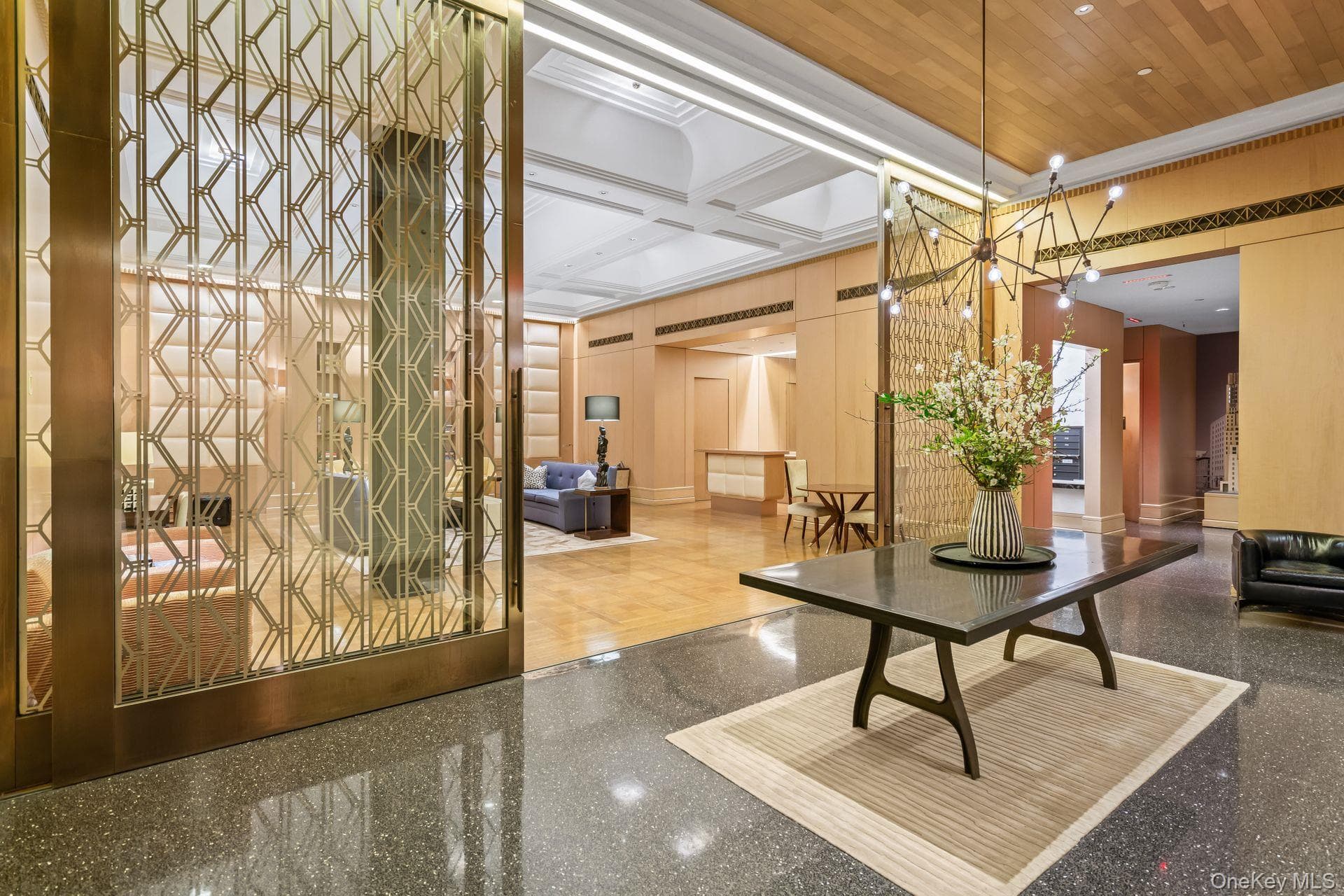 212 W 18th Street Unit: PH2 thumbnail 30