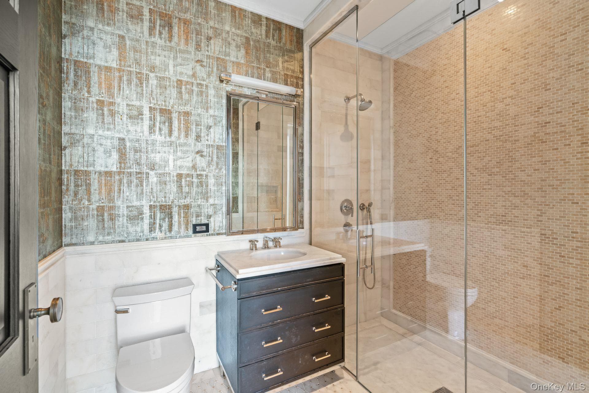 212 W 18th Street Unit: PH2 thumbnail 19