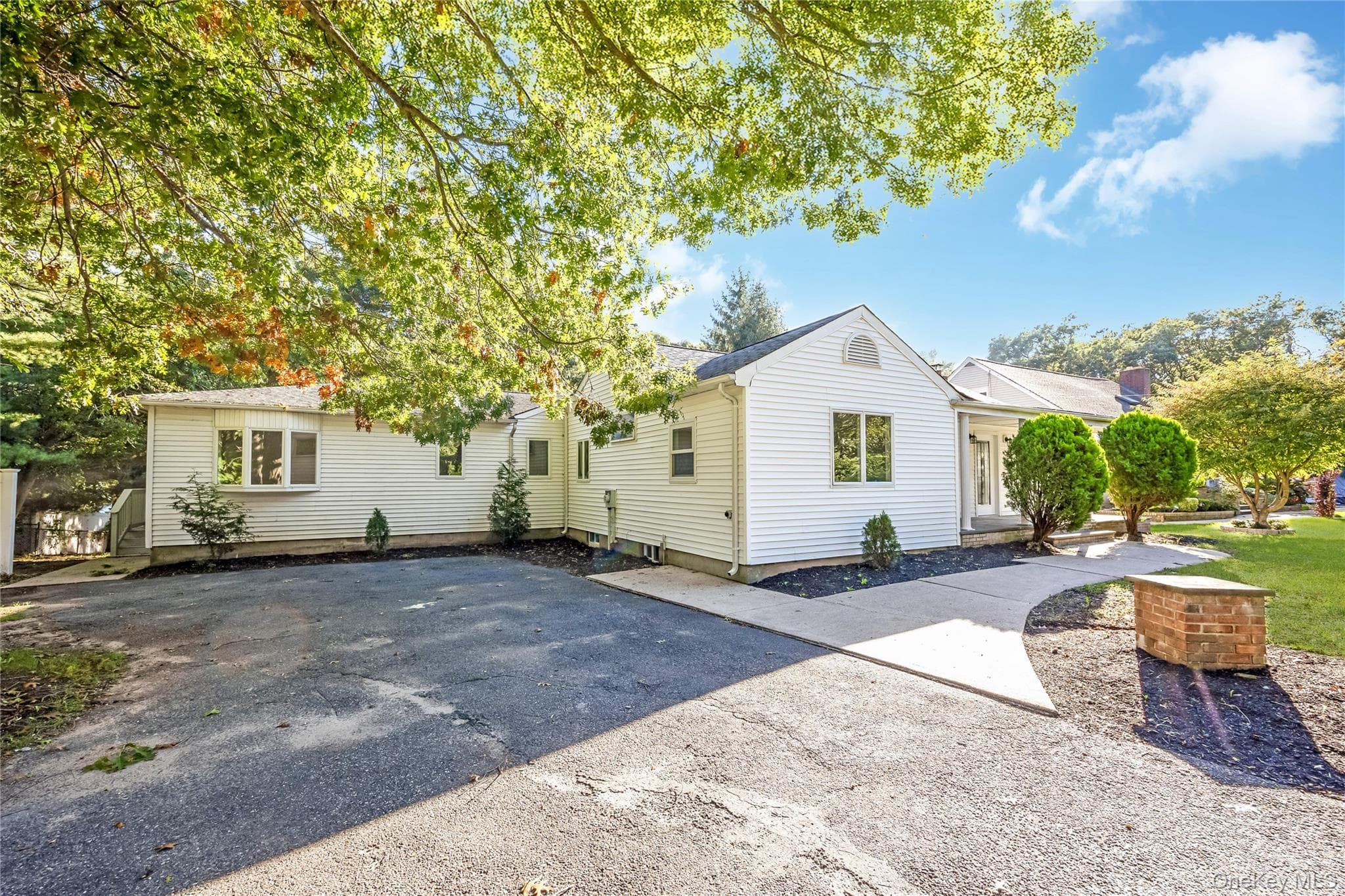52 Rexmere Avenue thumbnail 3