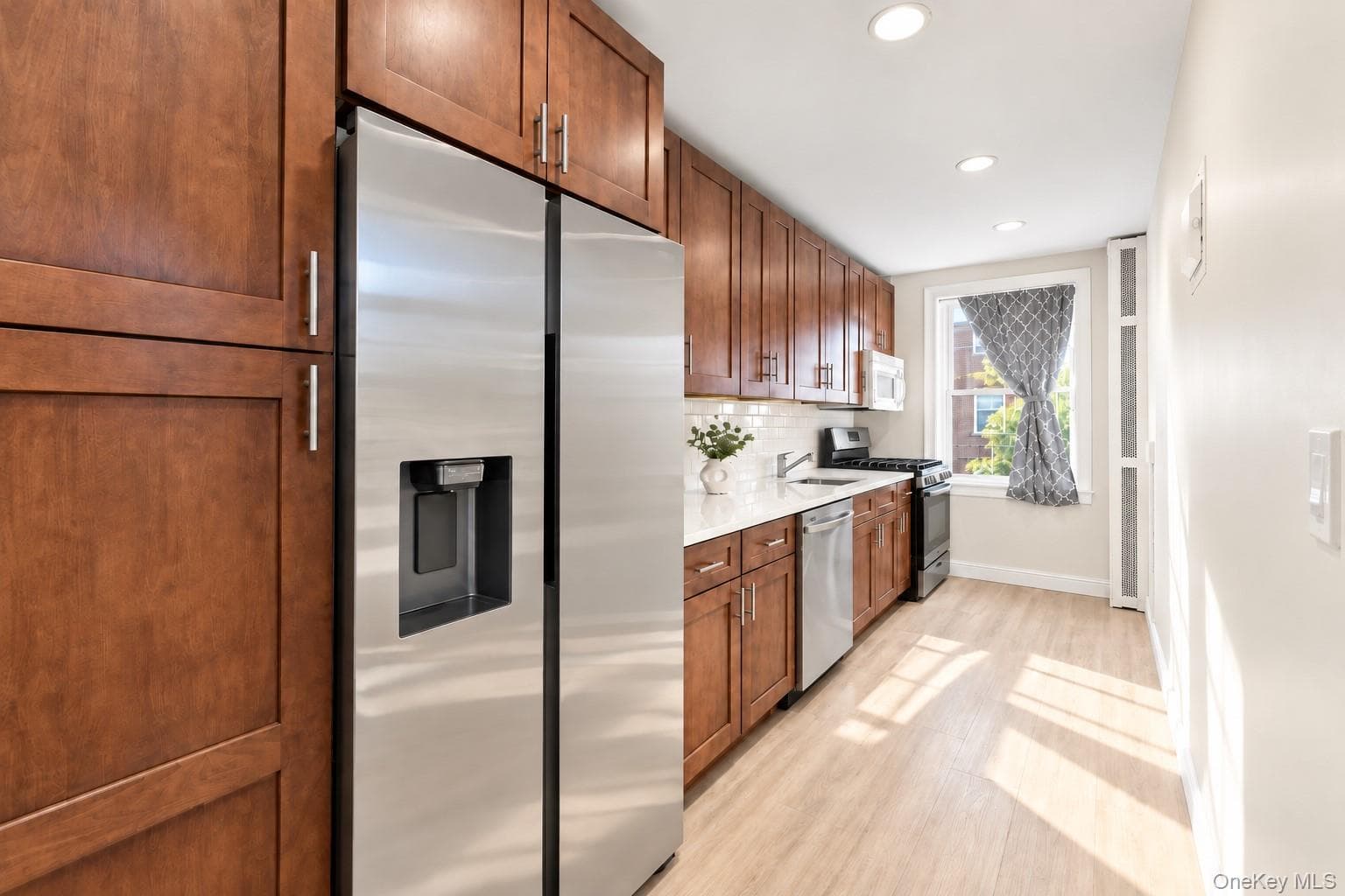 811 Bronx River Road Unit: 3H thumbnail 3