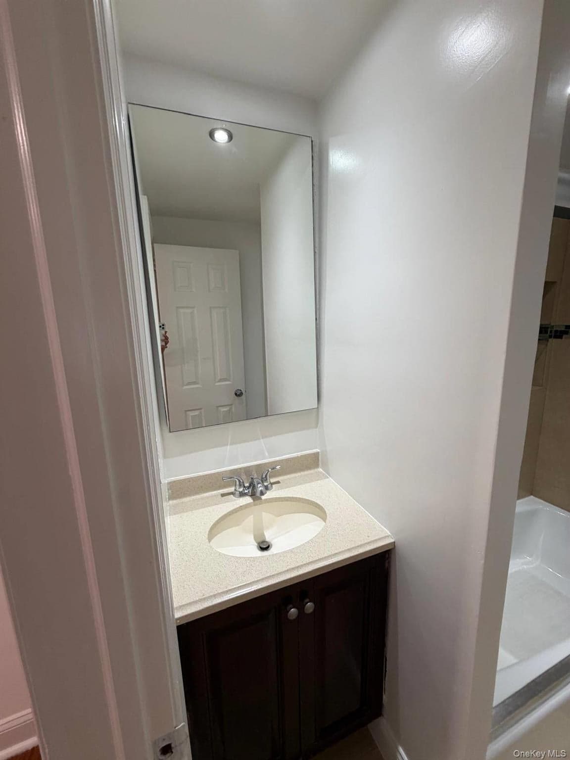 42-02 Layton Street Unit: 106 thumbnail 8