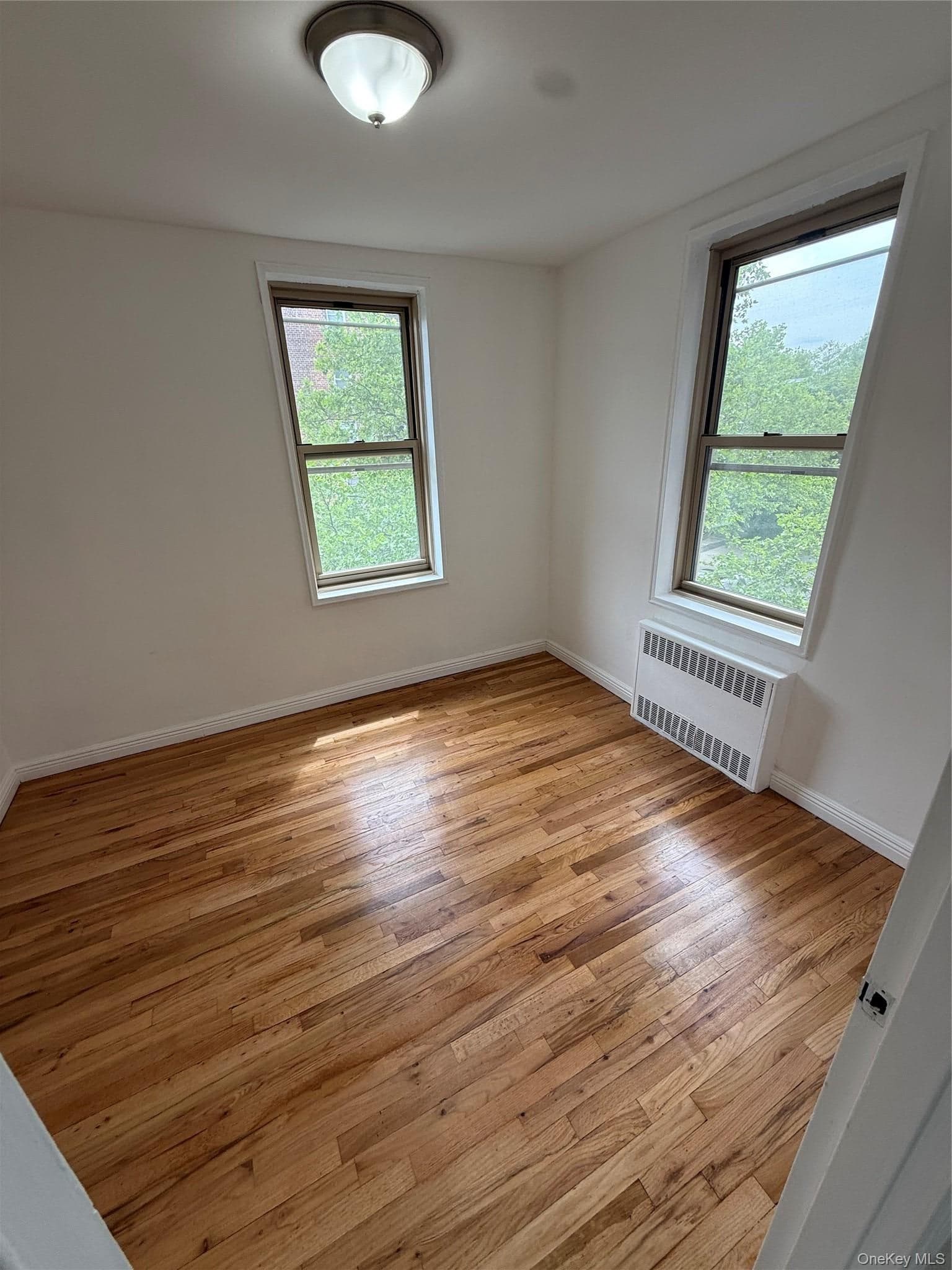 67-25 Clyde Street Unit: 5D thumbnail 2