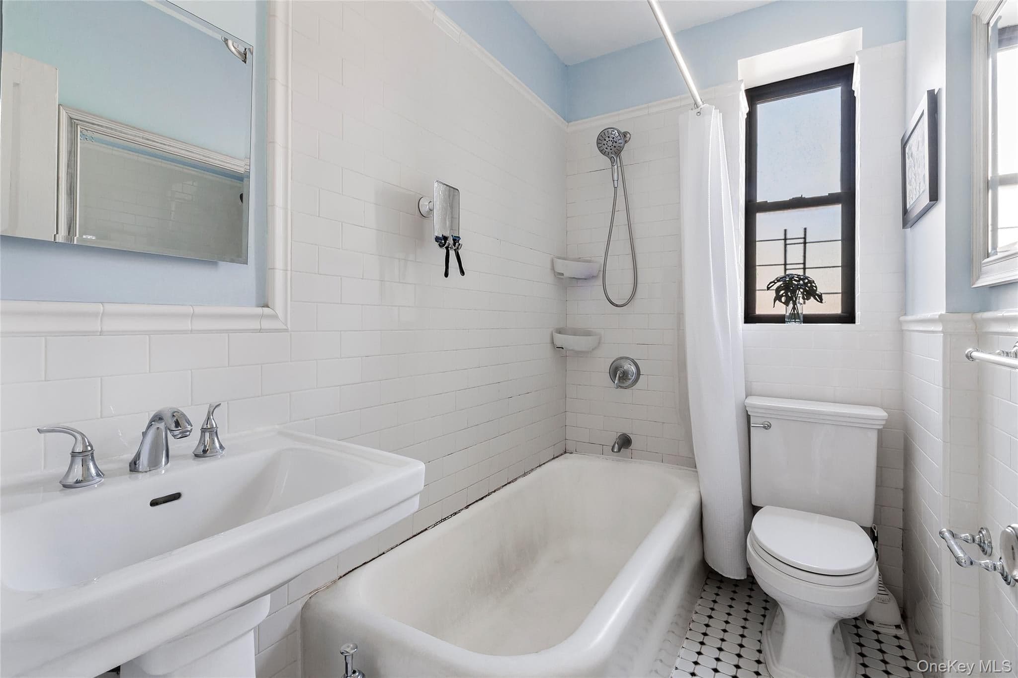 4414 Cayuga Avenue Unit: 1D thumbnail 7