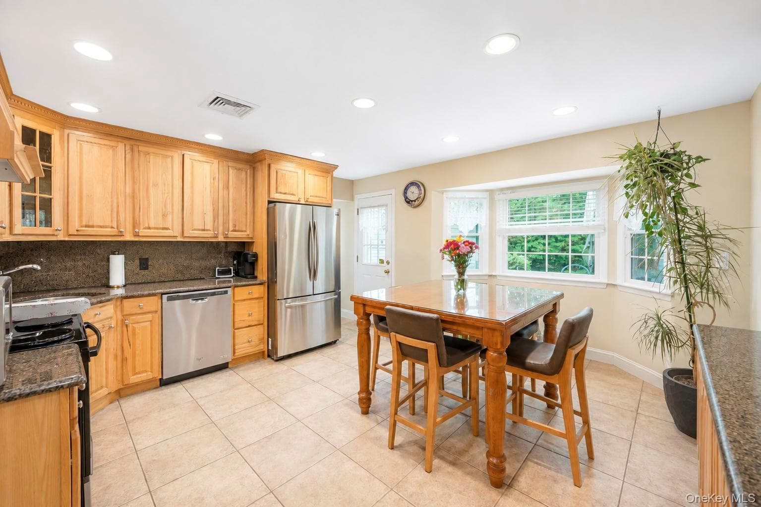 124 Bayview Drive thumbnail 5