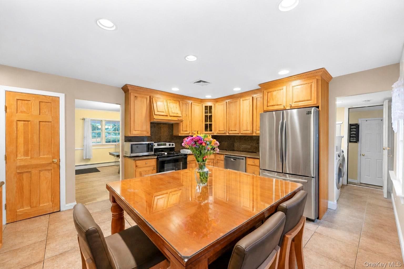 124 Bayview Drive thumbnail 4