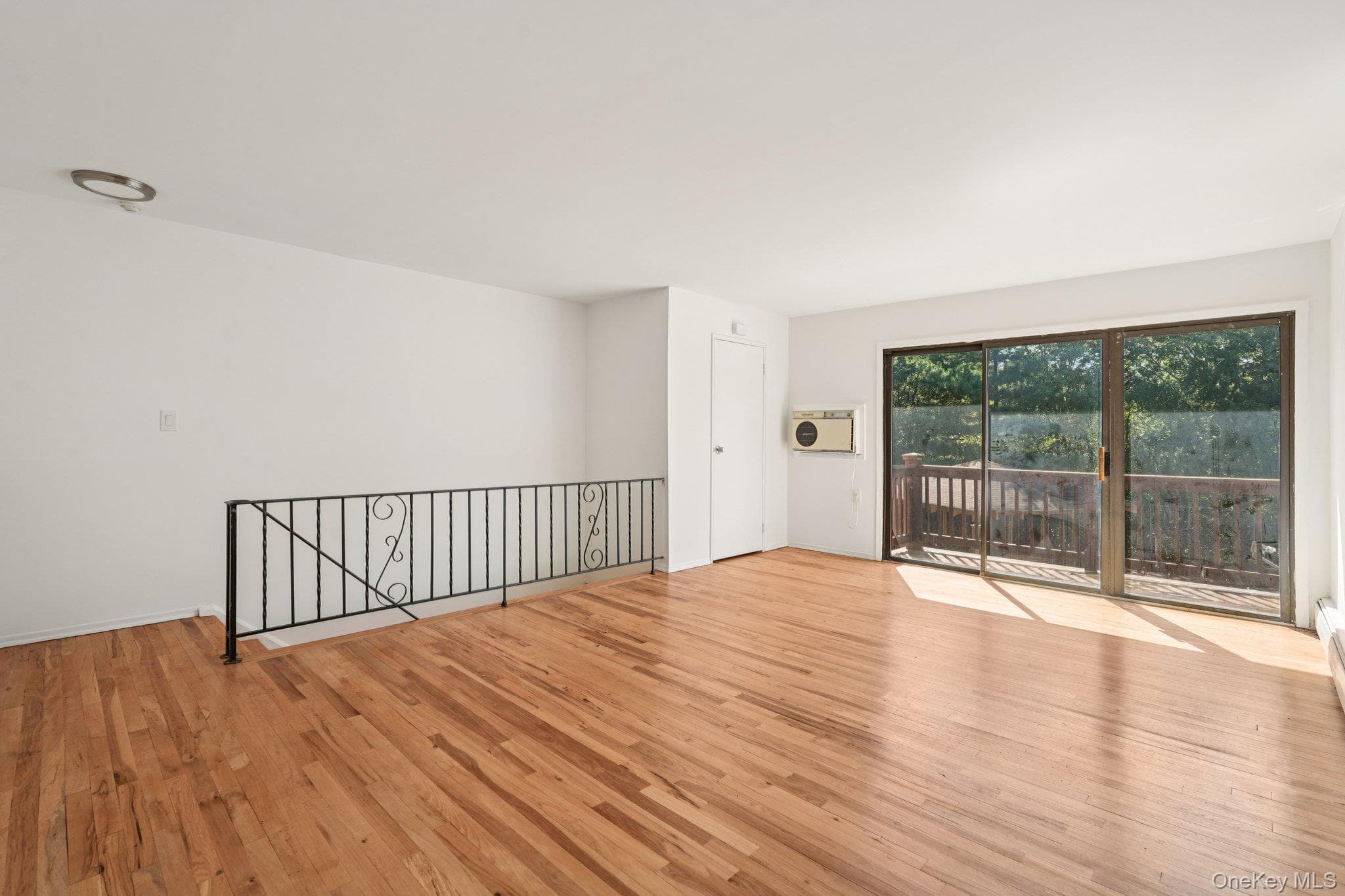 148 Sneden Place Unit: 148 thumbnail 9
