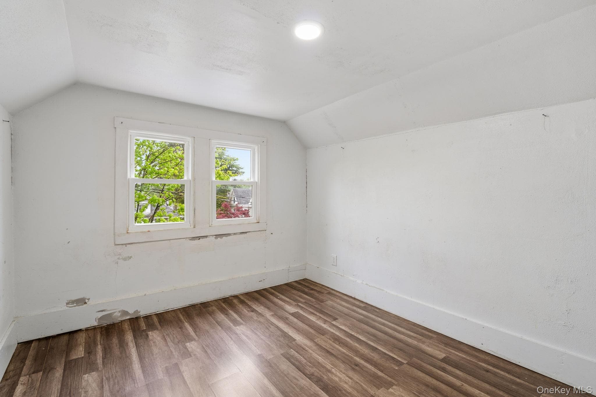 212 Ten Broeck Avenue thumbnail 24
