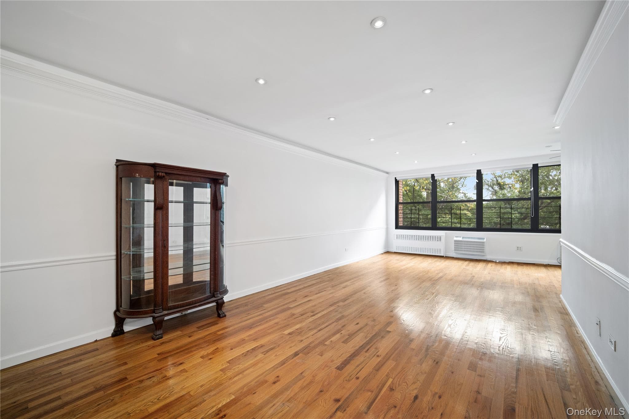 75-34 Bell Boulevard Unit: 6H thumbnail 4