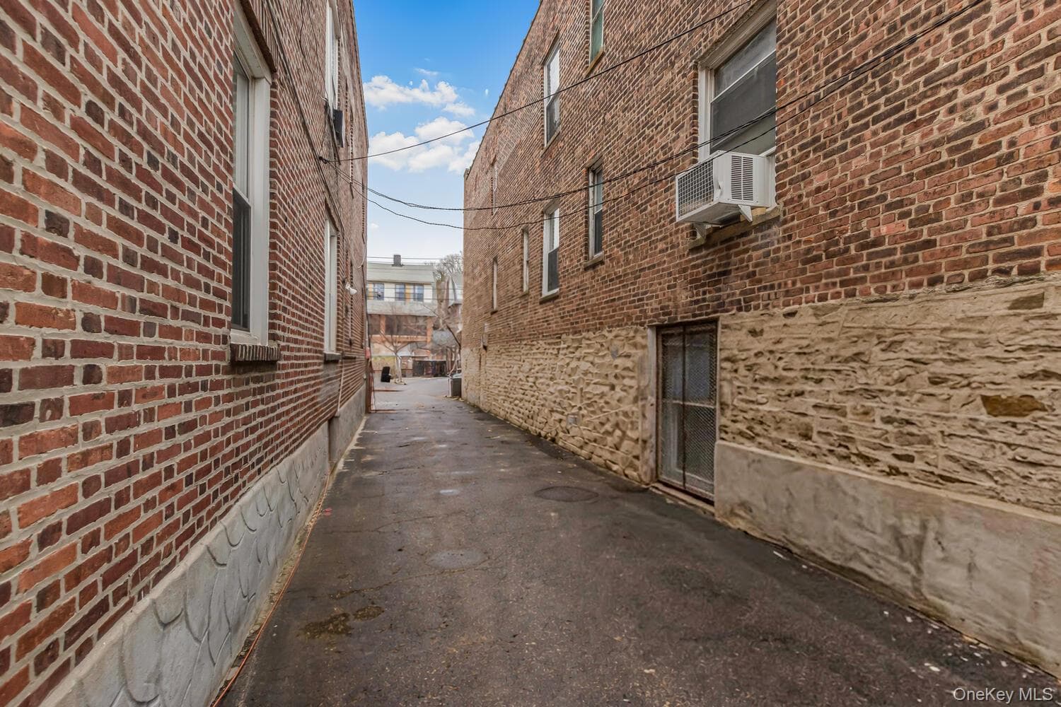 210 W 179th Street thumbnail 6