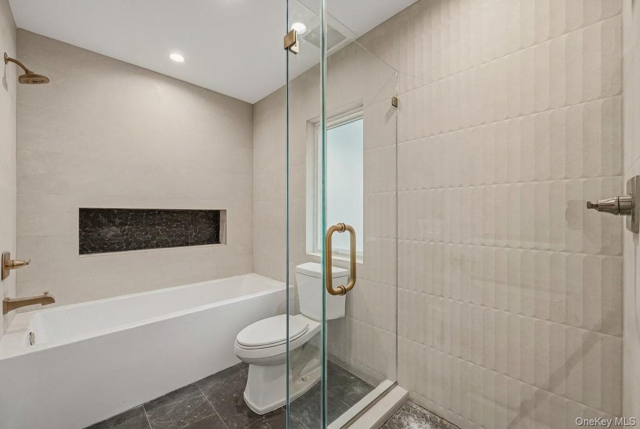 27 Ewing Avenue Unit: 201 thumbnail 25