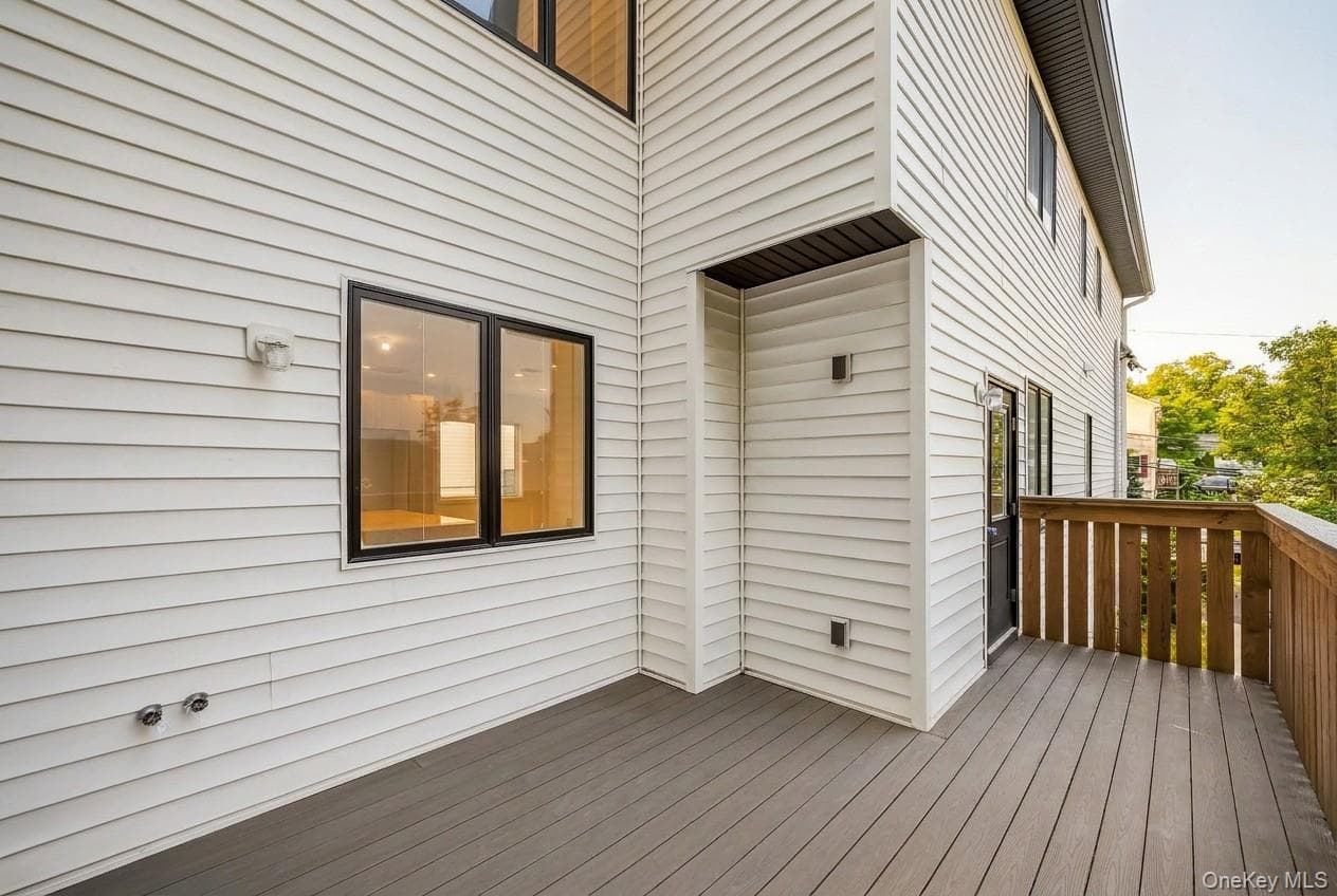27 Ewing Avenue Unit: 201 thumbnail 20