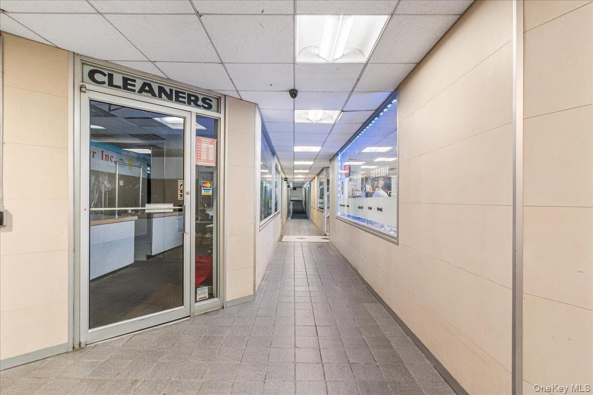 17-85 215th Street Unit: 3E thumbnail 33