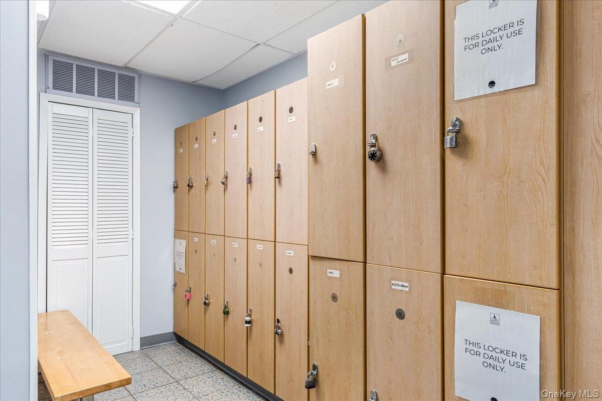 17-85 215th Street Unit: 3E thumbnail 41