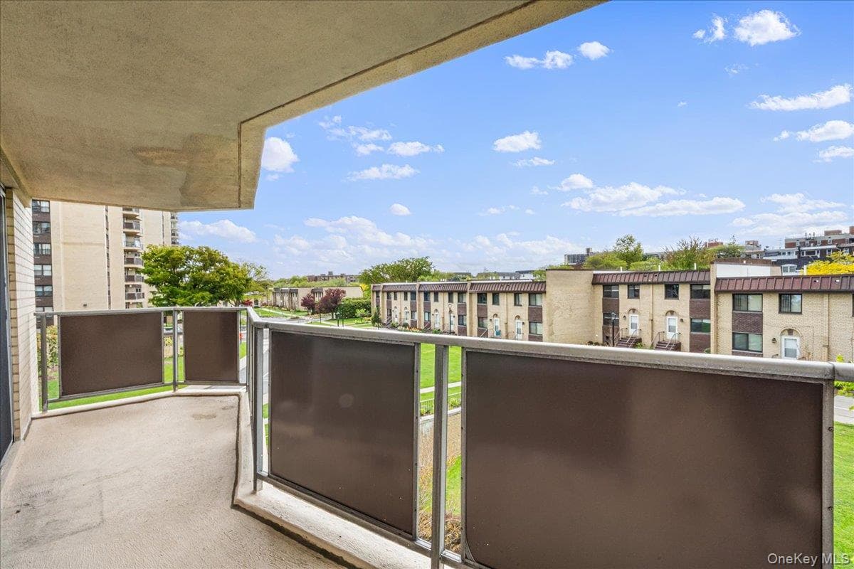 17-85 215th Street Unit: 3E thumbnail 2