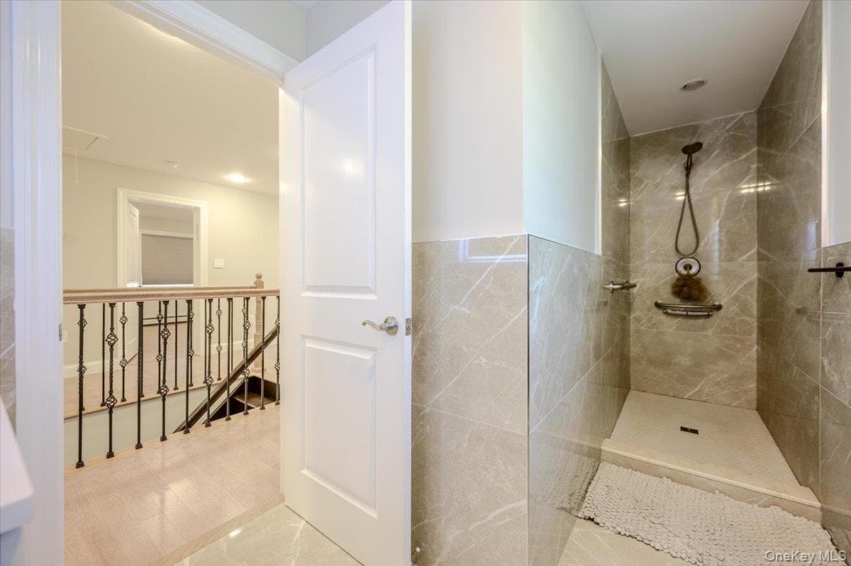 345 Washington Avenue thumbnail 25