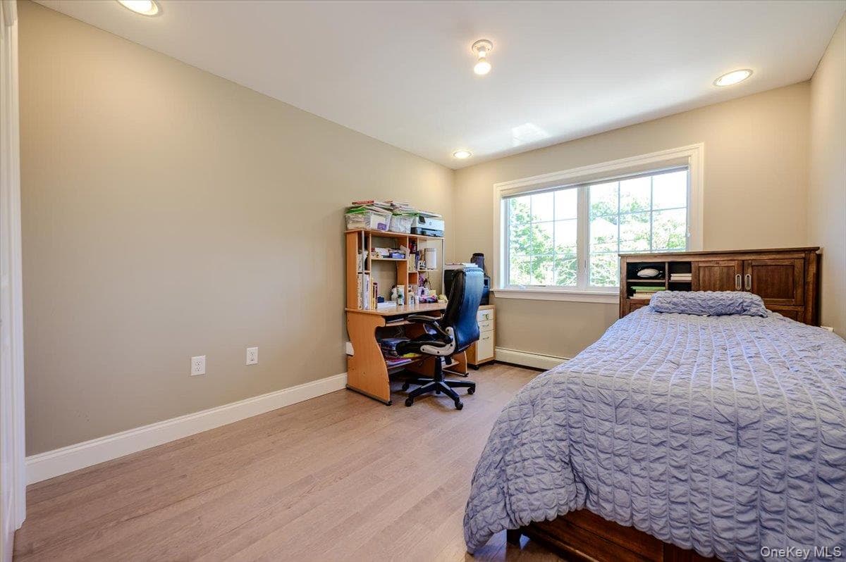 345 Washington Avenue thumbnail 19