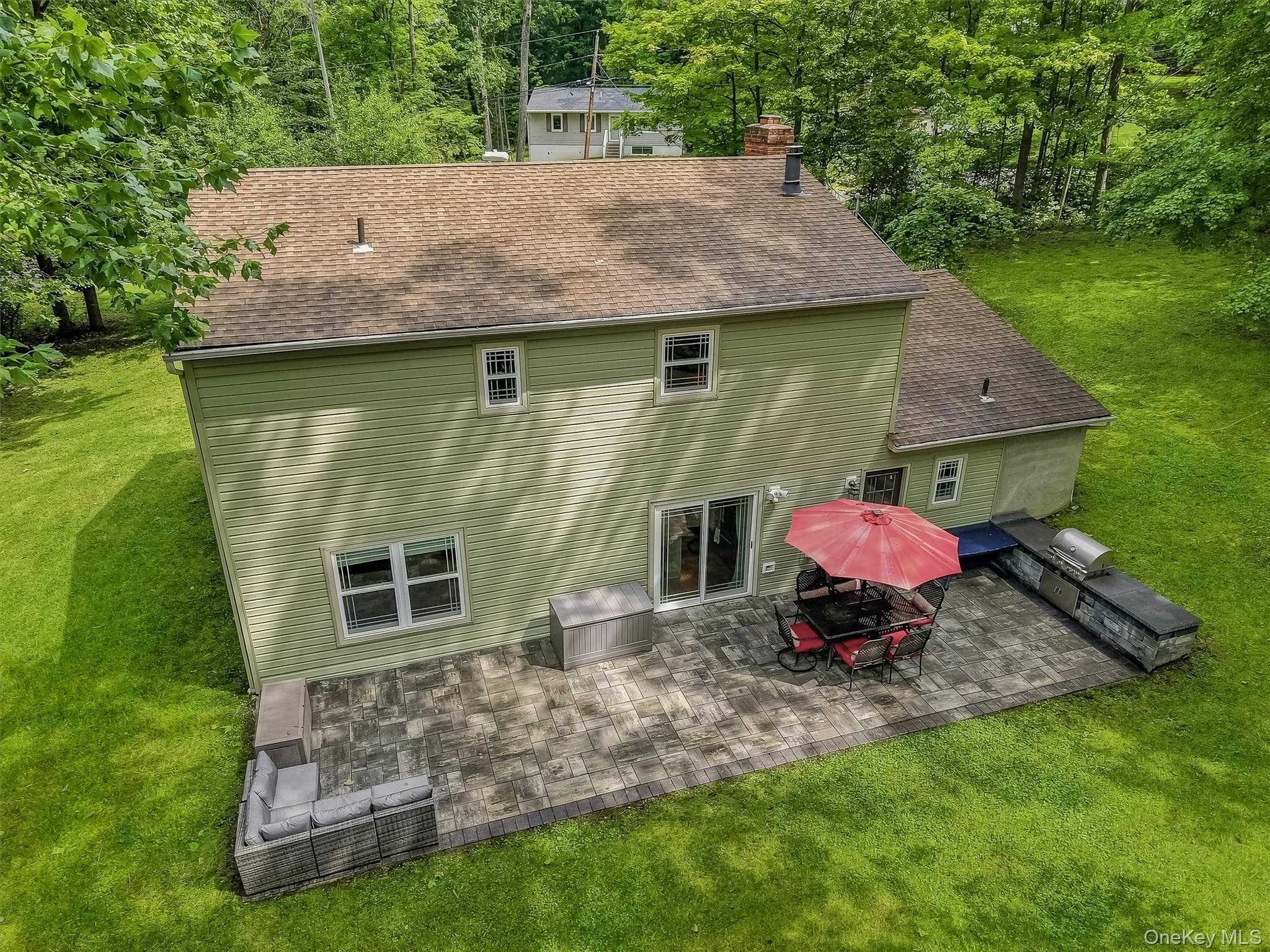 2 Lilac Hill Road thumbnail 43