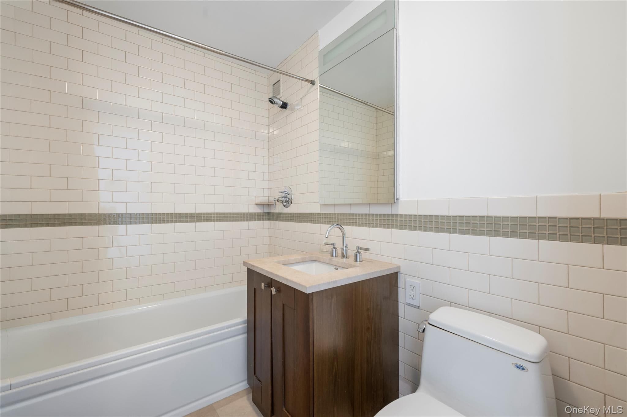 640 W 237th Street Unit: 6A thumbnail 11