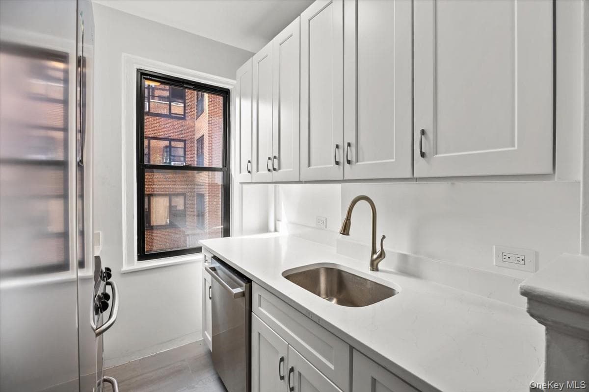 65 Park Terrace East TER Unit: C67 thumbnail 8
