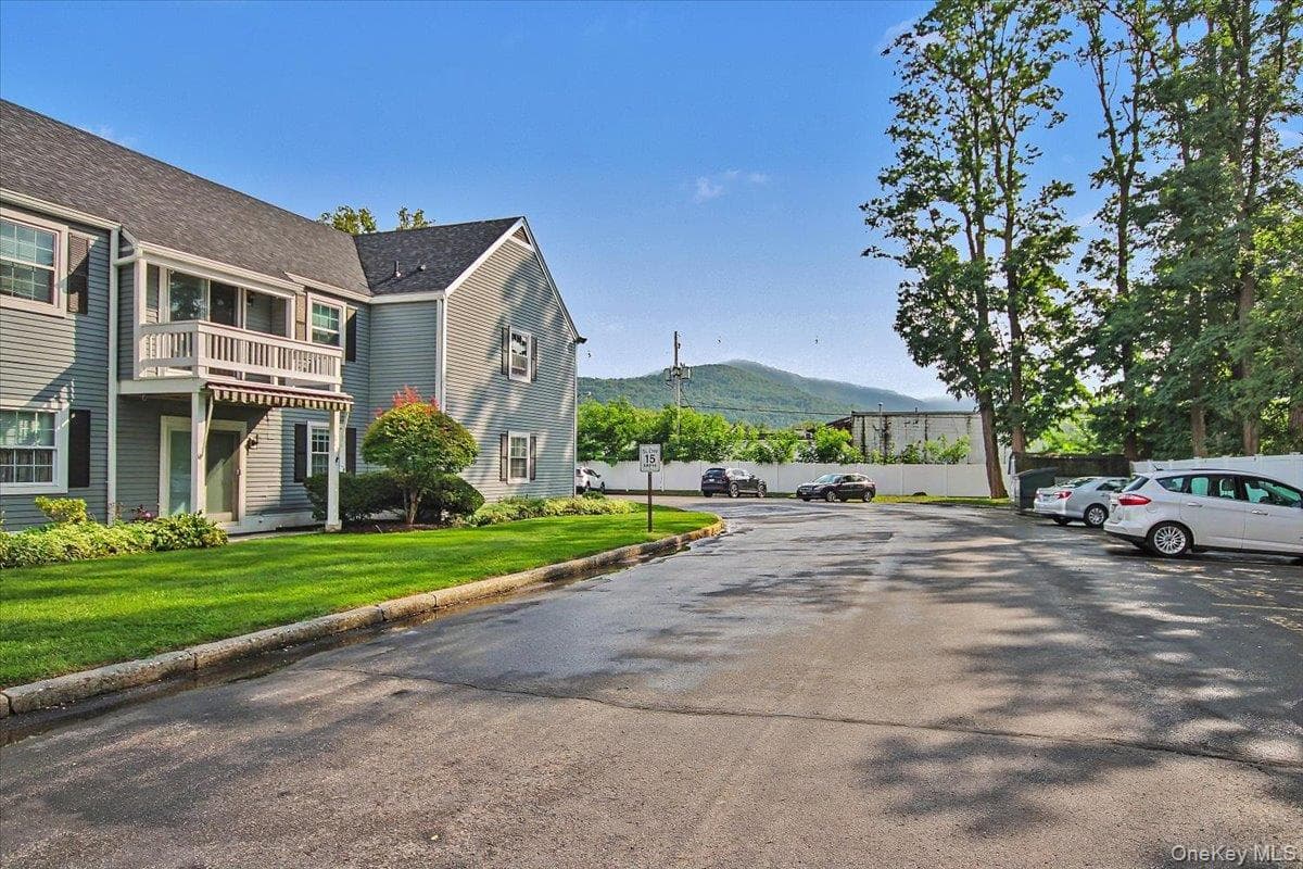 902 Commons Way Unit: D thumbnail 10