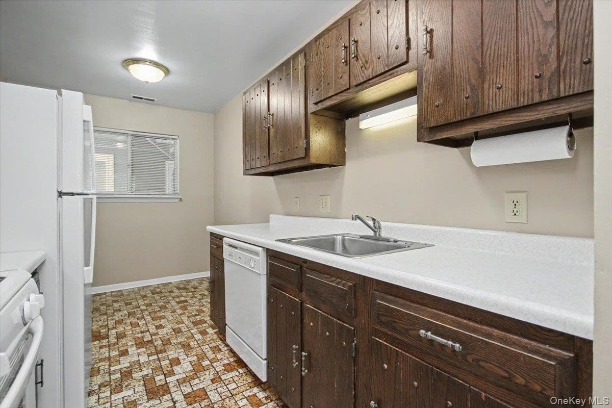 902 Commons Way Unit: D thumbnail 26