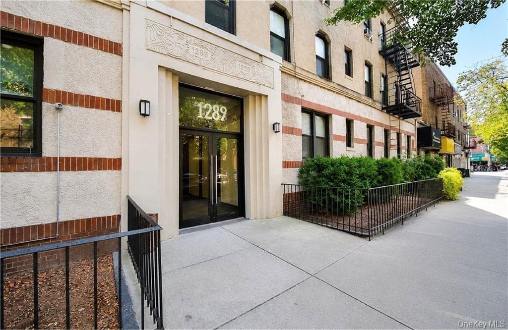 1289 E 19th Street Unit: F7 thumbnail 15