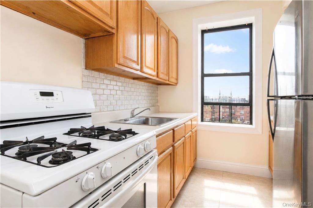 1289 E 19th Street Unit: F7 thumbnail 7