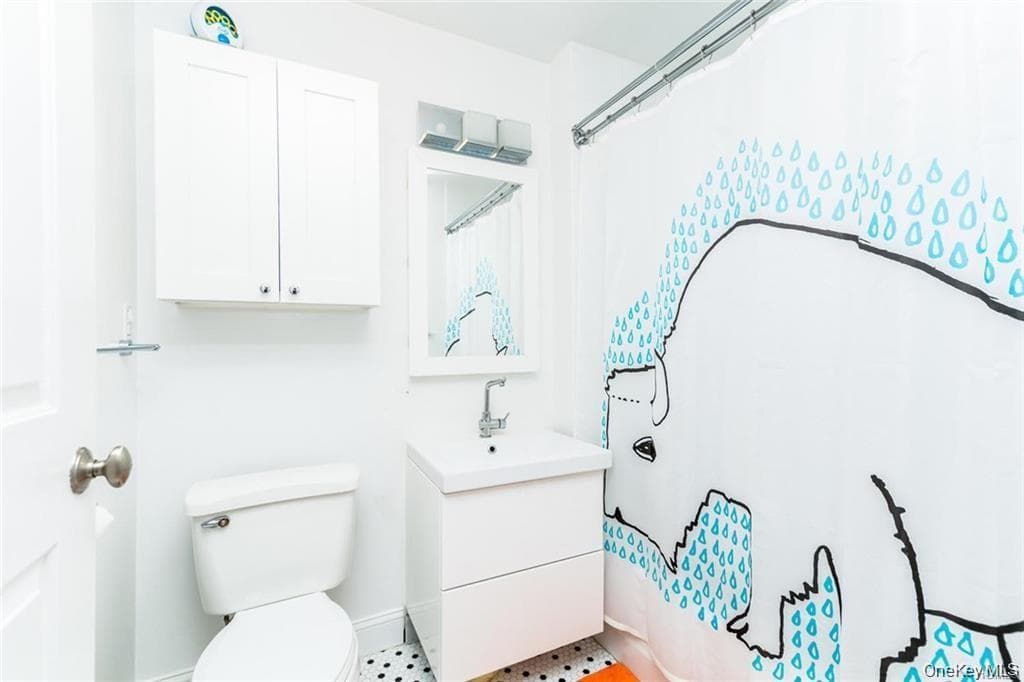 3800 Blackstone Avenue Unit: 2S thumbnail 8