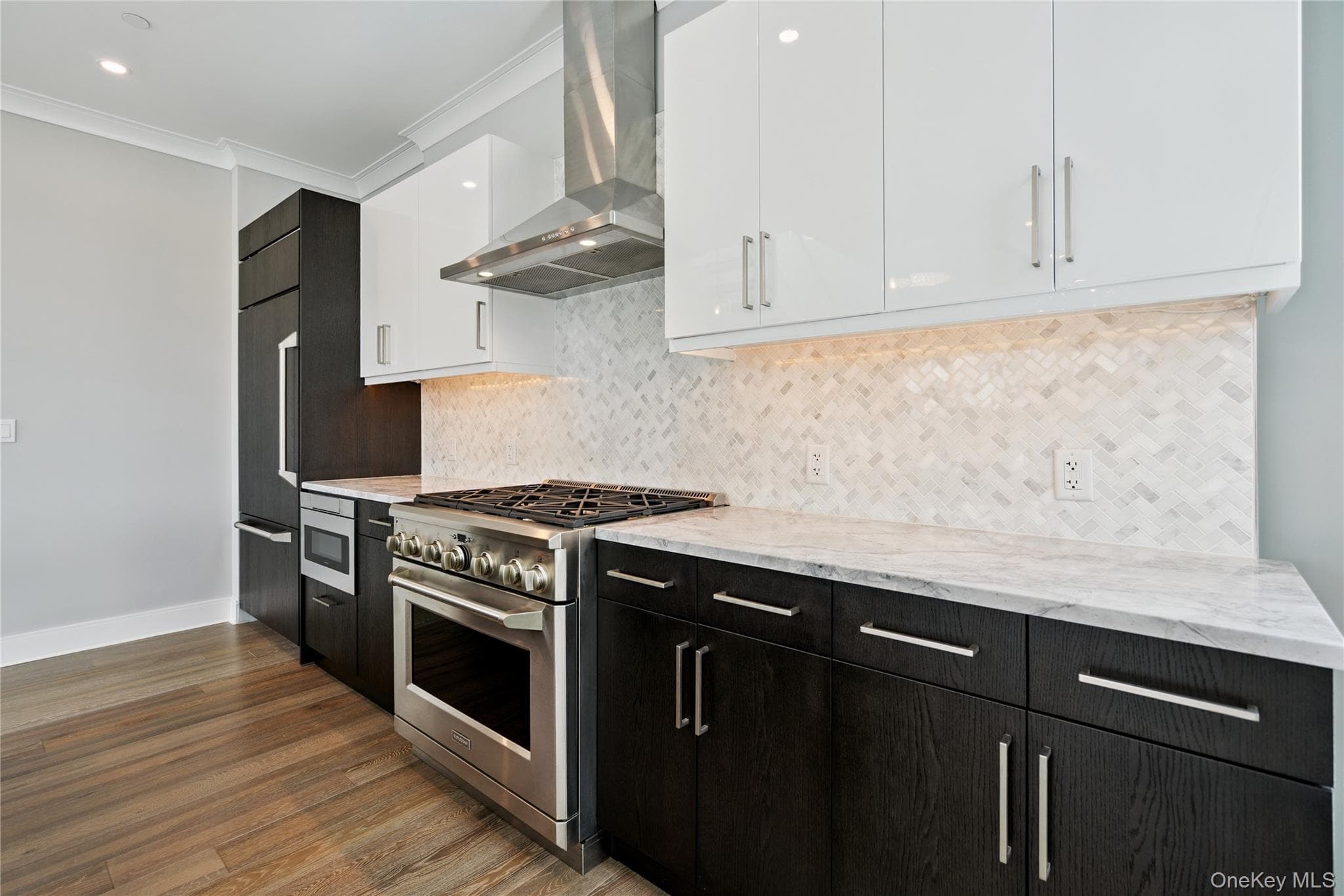 100 Garvies Point Road Unit: 1204 thumbnail 17