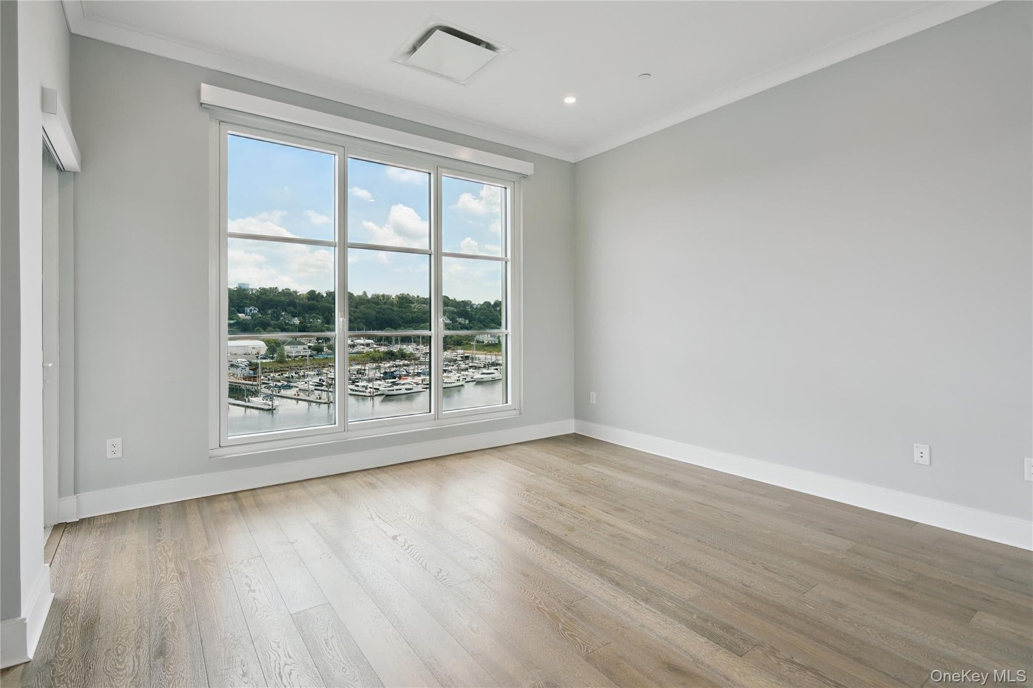 100 Garvies Point Road Unit: 1204 thumbnail 19