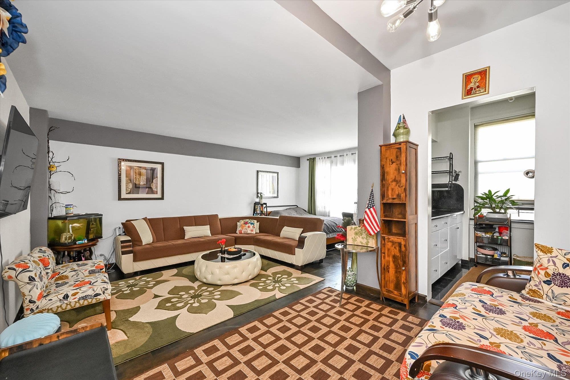 98-25 64th Road Unit: 5E thumbnail 3