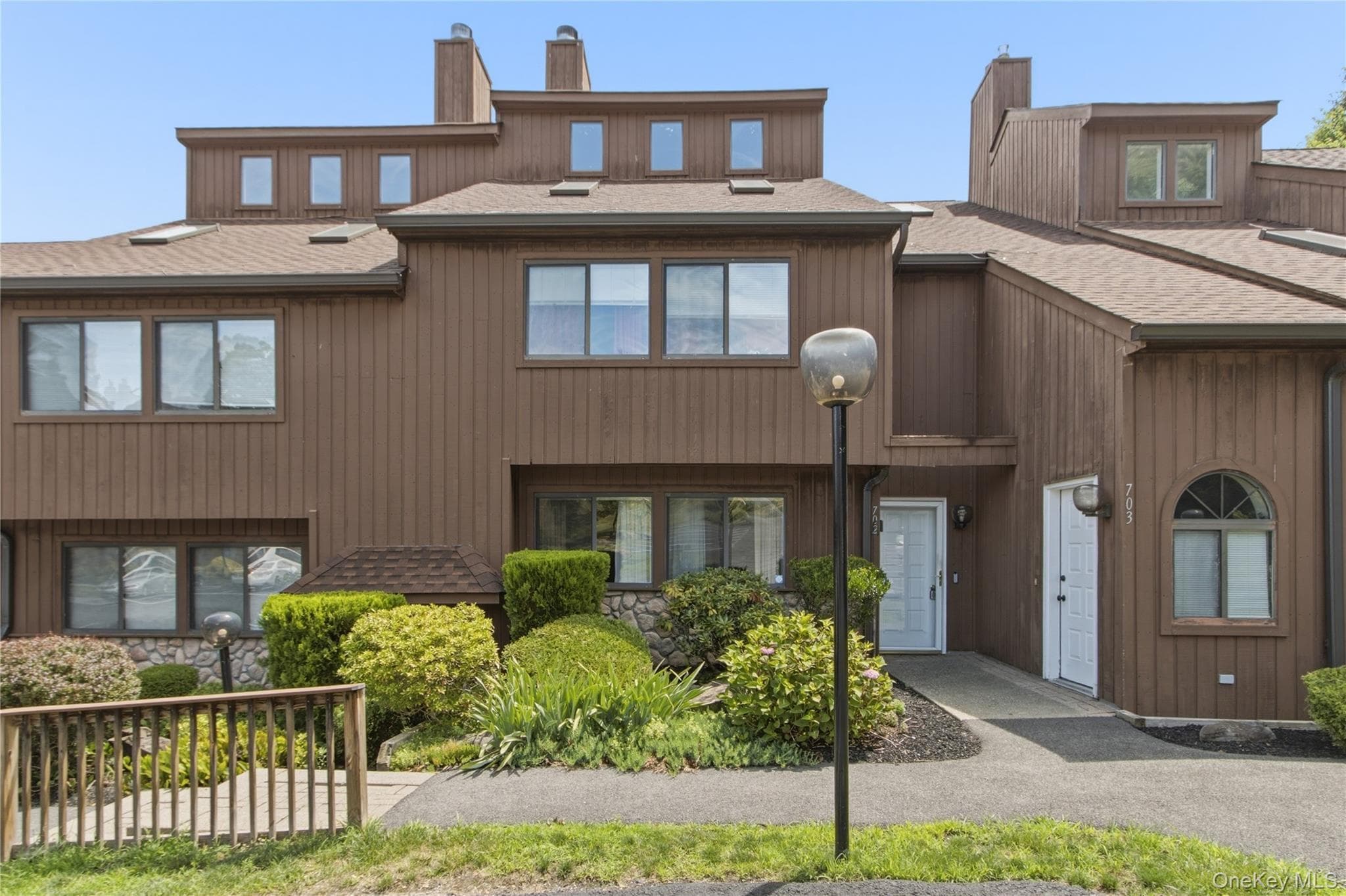 702 Scenic Lane, Poughkeepsie