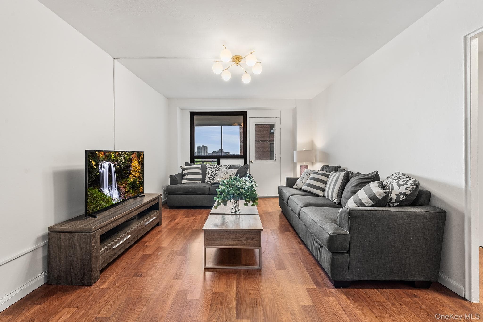 61-25 98th Street Unit: 9F thumbnail 2