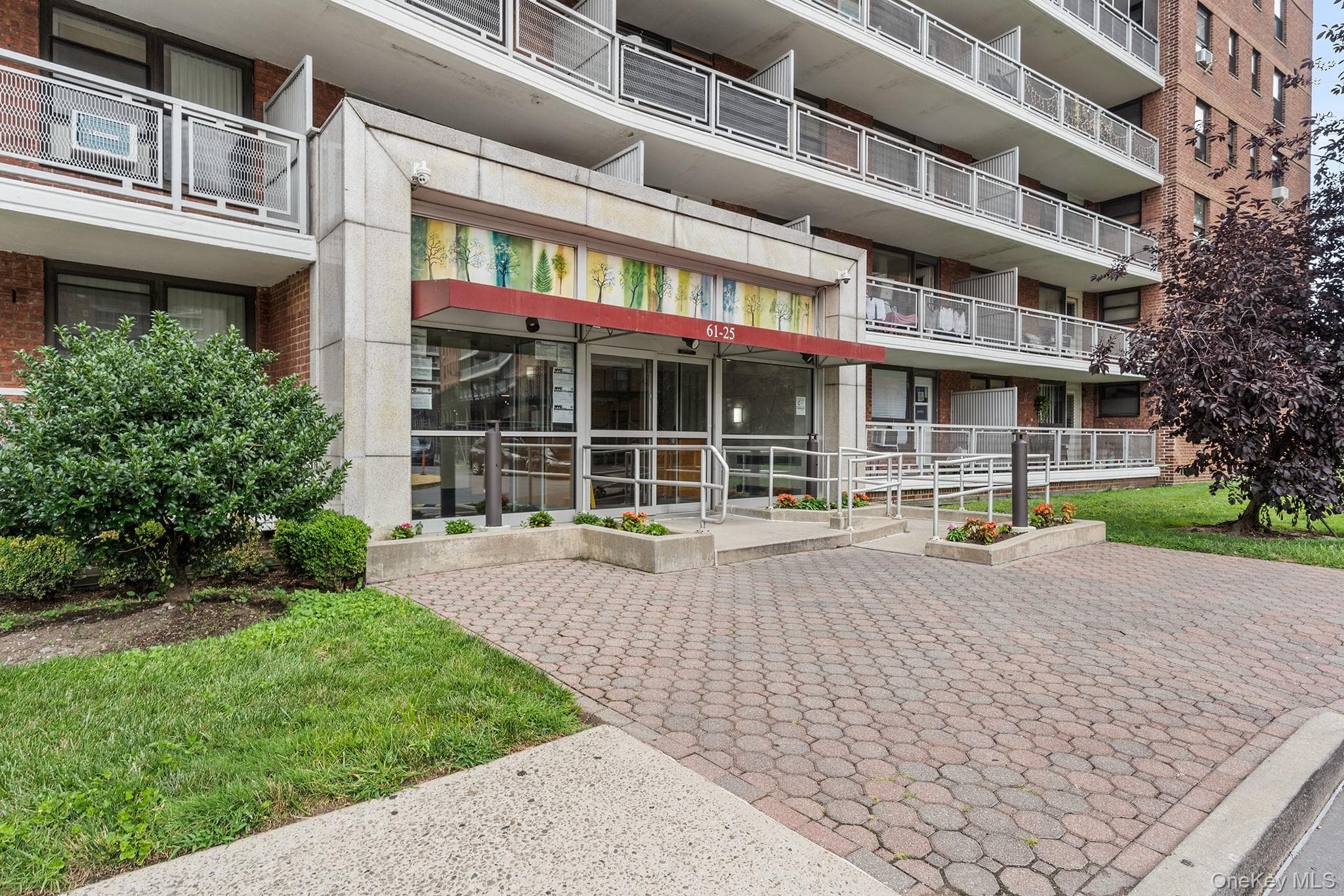 61-25 98th Street Unit: 9F, Rego Park