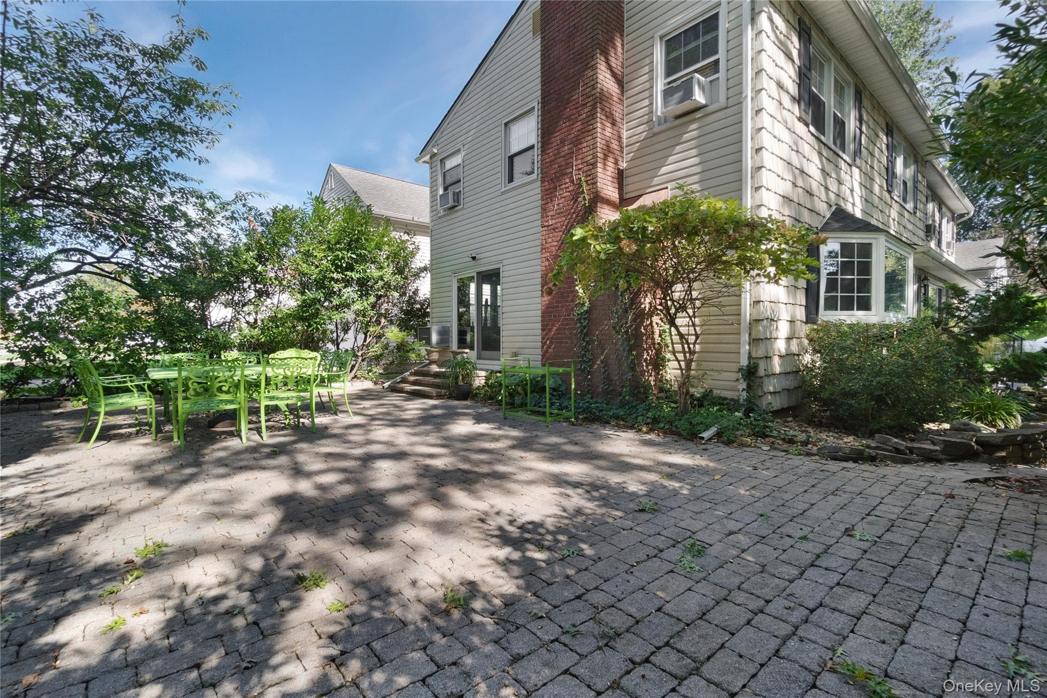 37 Bayberry Avenue thumbnail 21