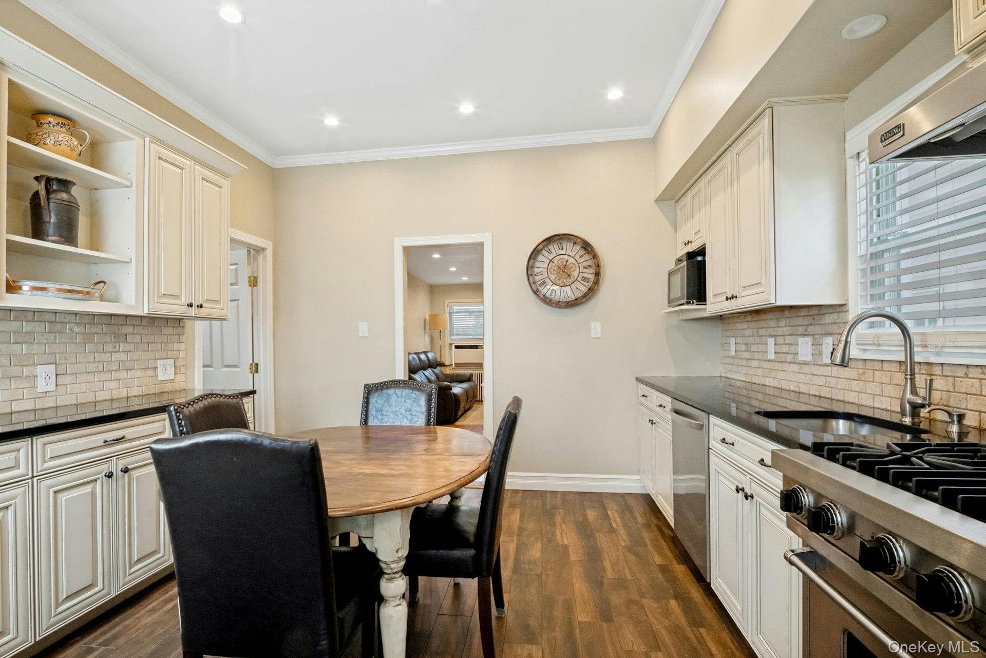 20 Waller Avenue thumbnail 20