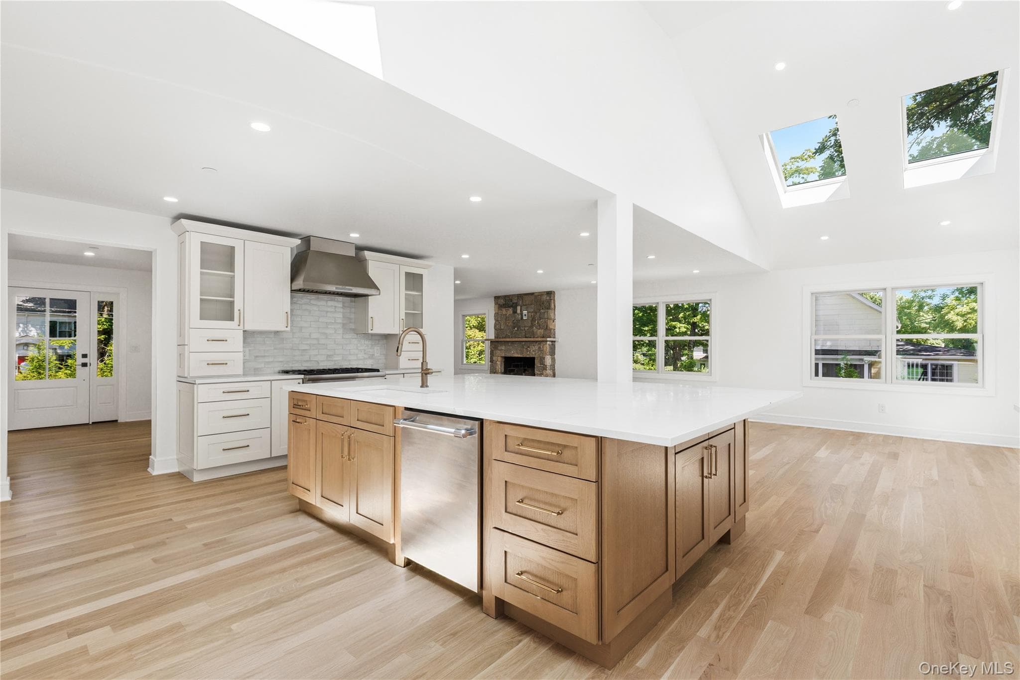 230 Pinesbridge Road thumbnail 26