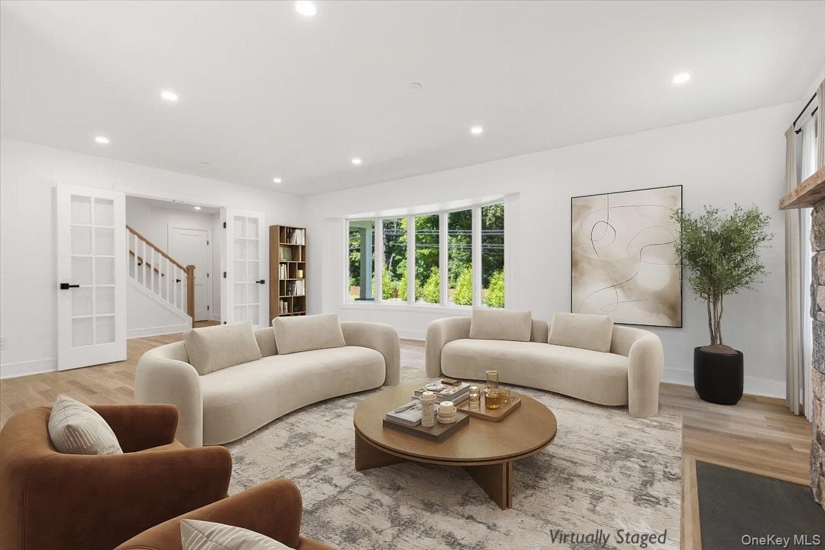 230 Pinesbridge Road thumbnail 8