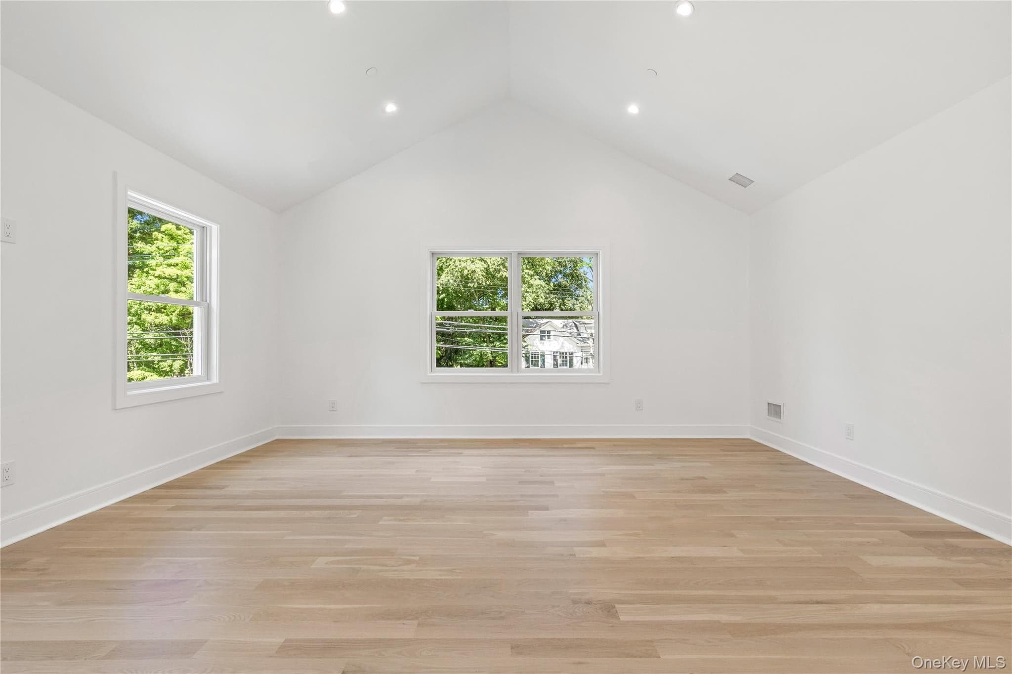 230 Pinesbridge Road thumbnail 32