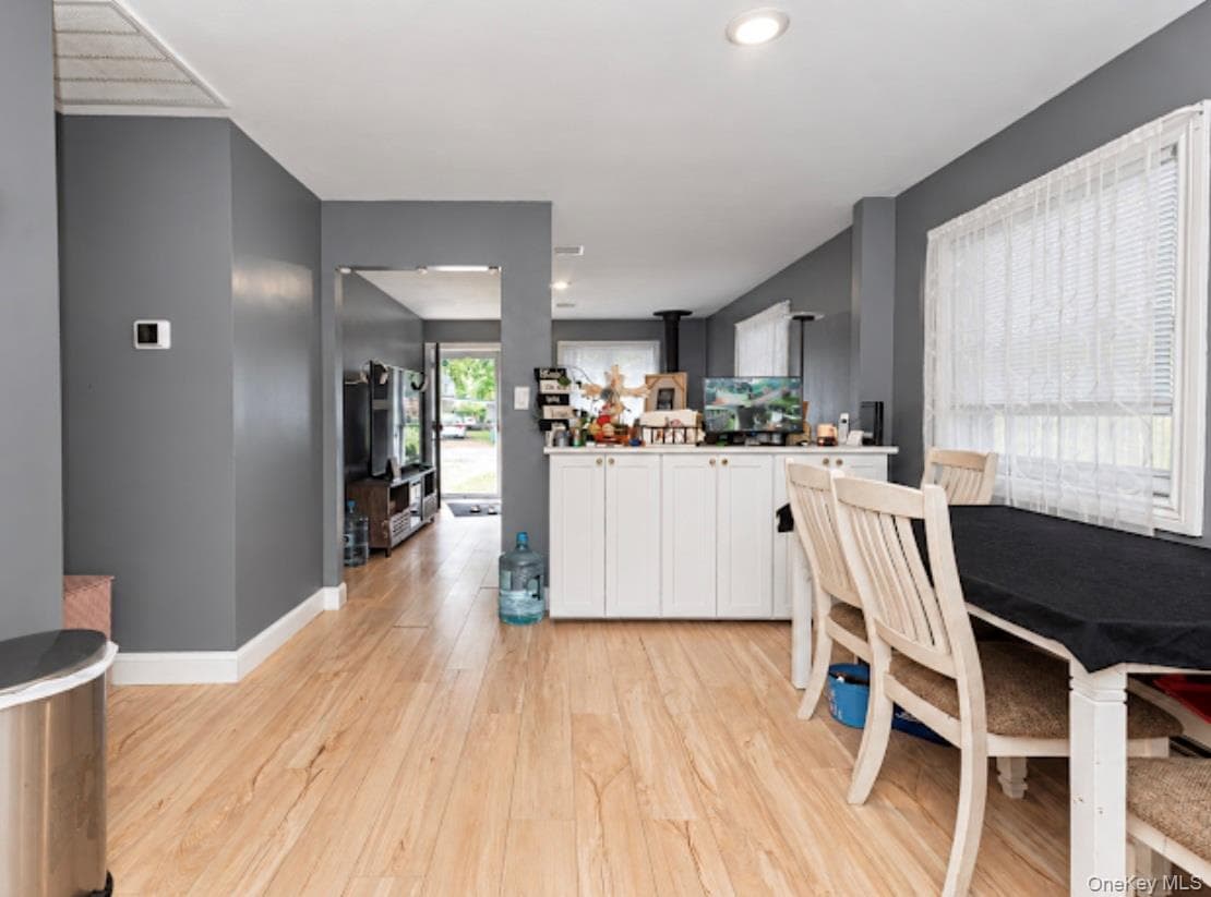 69 Mastic Boulevard thumbnail 9